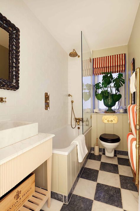 Brownstone Bathroom Ideas, Amsterdam Bathroom Design, Victorian Bathroom Renovation, Decorating Small Townhouse, Normal Bathroom Ideas, Cool Small Bathroom Ideas, Modern 50s Home, Rowhome Interior Design, 1940 Bathroom Remodel