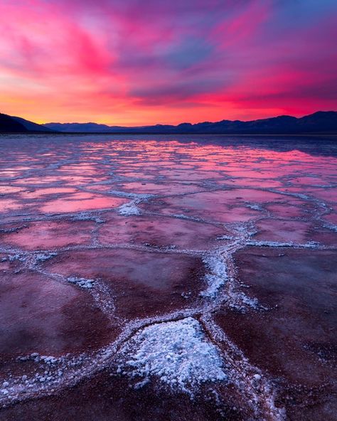 Boyfriend Collage, Salt Plains, Badwater Basin, Salt Flats Utah, Salt Flat, Book Vibes, Sunset Rose, Travel Places To Visit, Salt Flats