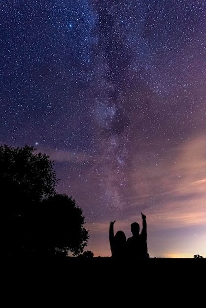 Real Pfp, Cinematic Inspiration, Space Sky, Couple Silhouette, Instagram Creative Ideas, Night Couple, Open Sky, Girl Silhouette, The Milky Way