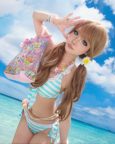 Gyaru Fashion Tropical, Gyaru Beach Outfit, Tropical Gyaru Outfits, Gyaru Swimsuit, Gyaru Summer Outfits, Beach Barbie Outfit, Surfing Reference, Coconut Girl Pfp, Beach Clothes Aesthetic