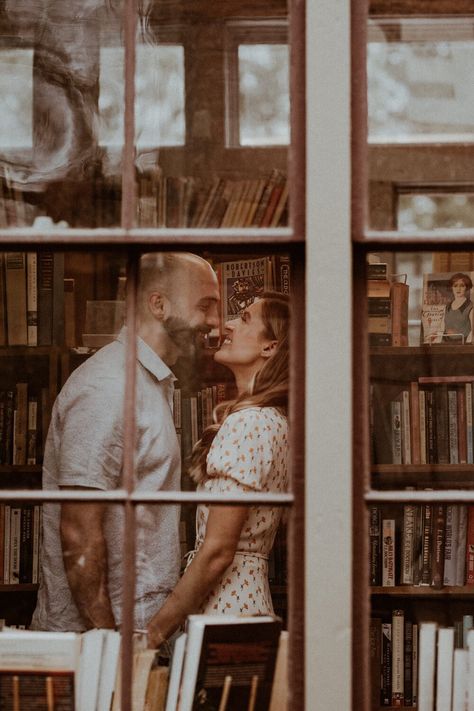 Engagement Photos In Bookstore, Couples Book Photoshoot, Bookshop Engagement Photos, Library Couple Shoot, Library Pre Wedding Shoot, Bookstore Wedding Photos, Book Store Photoshoot Couple, Bookstore Engagement Shoot, Antique Store Engagement Photos