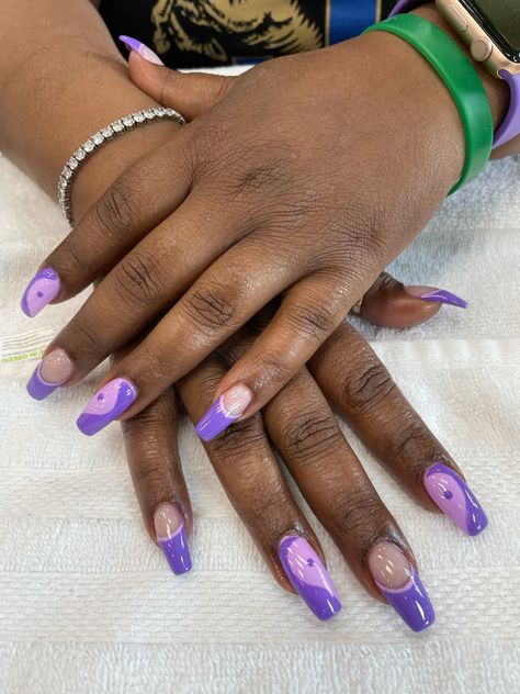 Purple And Green French Tip Nails, Purple And Blue Nails, Neon Purple Nails, Black And Purple Nails, Purple Nail Designs, Blue Acrylic Nails, Neon Purple, Neon Nails, Medium Purple