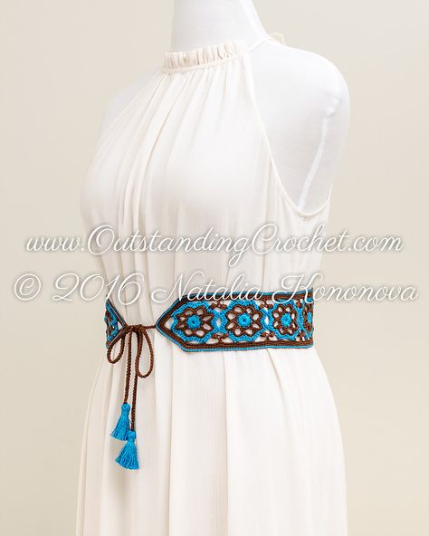 Boho chic festival style Sierra tie belt crochet pattern / tutorial with step-by-step pictures, written instructions and charts. Crocheted Belts, Belt Crochet, Native Wedding, Obi Sash, Embroidery Belt, Belt Pattern, Turquoise Tie, Crochet Belt, Boho Belt