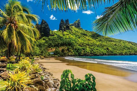 Nuku Hiva, Bora Bora Vacation, Tahiti Nui, Marquesas Islands, Surf N Turf, Yacht Charter, Island Travel, Beautiful Places In The World, Vacation Packages