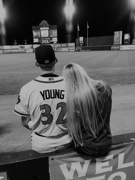 Baseball Romance Aesthetic, Baseball Player Aesthetic, Quinn Aesthetic, Baseball Romance, Player Aesthetic, Meghan Quinn, Baseball Boyfriend, Baseball Couples, Baseball Pictures