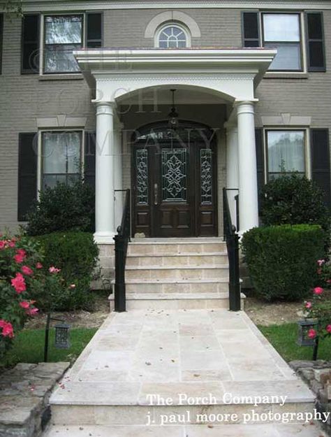 Front Porch Roof Styles, Front Porch Pictures, Renovation Facade, Veranda Design, Portico Design, Porch Kits, Building A Porch, Porch Roof, Front Porch Design