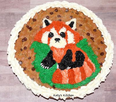 Katy's Kitchen: Red Panda Giant Chocolate Chip Cookie Cake Red Panda Cake, Panda Cookies, Panda Cake, Giant Chocolate Chip Cookie, Animals Forest, Chocolate Chip Cookie Cake, Cookie Cakes, Giant Chocolate, Giant Cookie