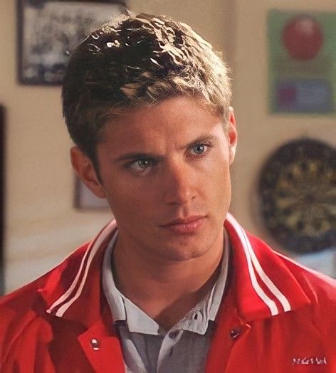 Jensen Ackles Smallville, Jason Teague, Danneel Harris, Matt Cohen, Supernatural Bunker, Jensen Ackles Supernatural, Smallville, Dean Winchester, Jensen Ackles