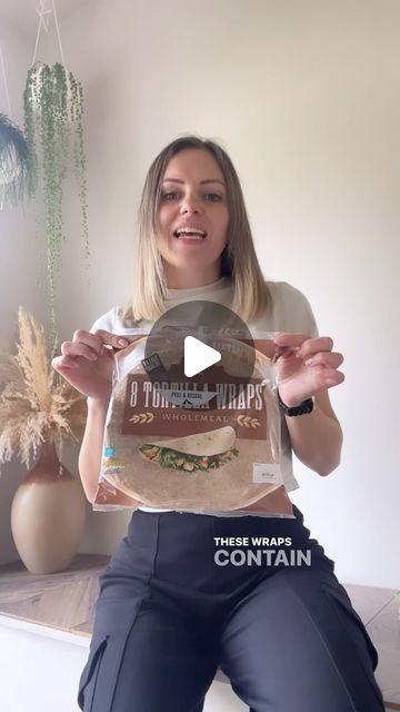 Sofi Goncalves | THE BASIC NUTRITIONIST on Instagram: "🫶🏼another easy ultra processed food swap🫶🏼

Remember it’s the small changes daily, that add up to the big changes! 

💛Save this for your next food shop 💛
.
.
.
#thebasicnutritionist #basicnutrition #simplenutrition #simpleswaps #ultraprocessedfoods #healthyswaps" Ultra Processed Foods, Healthy Swaps, Simple Nutrition, Food Swap, Recipes Vegetarian, Small Changes, Food Shop, Processed Food, Vegetarian Recipes