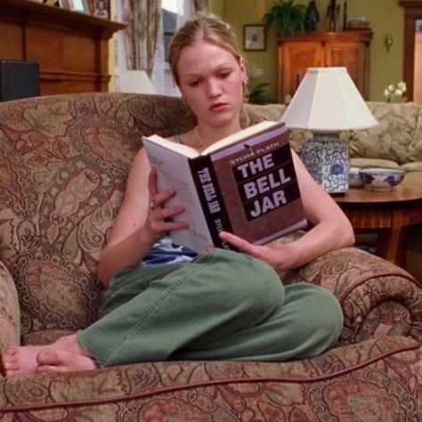 Kat Stratford, Anya Joy, Julia Stiles, 10 Things I Hate About You, John Hughes, The Queen's Gambit, I Love Cinema, Dark Theme, Fav Movies