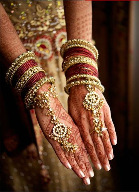 Jewelry Essentials for the Arms, Wrist and Fingers | Mine Forever Pengantin India, Indian Bridal Jewellery, Perhiasan India, Big Fat Indian Wedding, Traditional Jewellery, Bridal Bangles, Gold And Red, Desi Wedding, Bridal Jewellery Indian