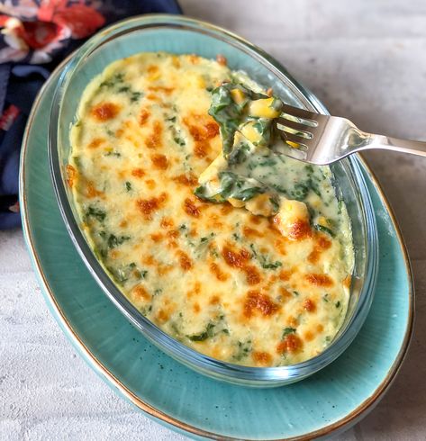 Spinach Corn Au Gratin Recipe Corn Au Gratin, Zucchini Dip, Baking Dish Recipes, Italian Zucchini, Au Gratin Recipes, Spinach Casserole, Vegetarian Bake, Classic French Dishes, Baked Corn