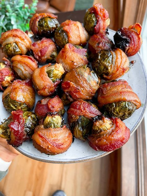 Bacon Wrapped Maple Brussel Sprouts- a healthy side dish that would be perfect for Thanksgiving or game day! #glutenfree #easyrecipes #healthysidedish #healthysides Easy Healthy Thanksgiving Recipes, Thanksgiving Brussel Sprouts, Maple Brussels Sprouts, Maple Brussel Sprouts, Bacon Wrapped Brussel Sprouts, Healthy Thanksgiving Sides, Thanksgiving Side Dishes Healthy, Roasted Vegetable Salad, Healthy Thanksgiving Recipes