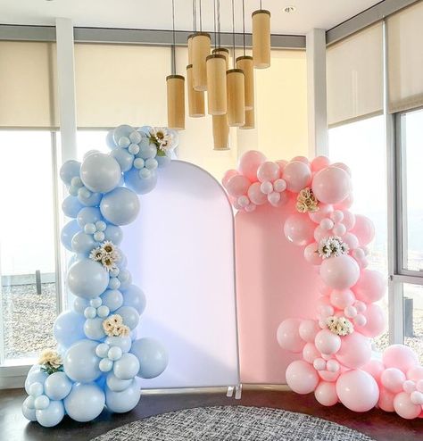 Peter & Tony │ Seattle Balloons on Instagram: "Pink and Blue | Balloon Garland We used double stuff balloons to make these customized colors." Pink Blue Balloon Arch, Pink And Blue Balloon Garland, Blue And Pink Balloon Garland, Blue And Pink Backdrop, Baby Backdrop Ideas, Pink And Blue Gender Reveal Balloon Arch, Pink Blue Gender Reveal Decor, Pastel Pink And Blue Balloons, Gender Reveal Blue And Pink Theme