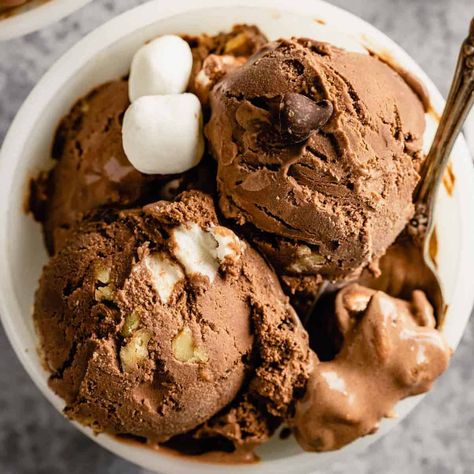 Homemade Rocky Road Ice Cream, Homemade Rocky Road, Easy Recipe Dinner, Freezer Treats, Rocky Road Ice Cream, Ice Cream Vegan, Rocky Road Recipe, Brown Eyed Baker, Frozen Summer