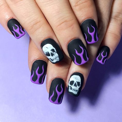 Nail Skull Designs, Skull Nail Designs Easy, Nail Art Skull, Skull Nails Design, Skull Nails Acrylic, Nail Art Designs Men, Skulls Nails, Skull Nail Designs, Pirate Nails