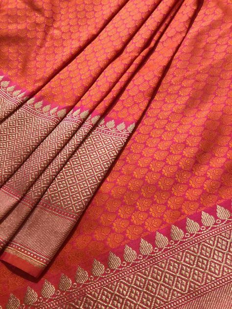 Beautiful banarasi from stuti with zaki Indian Formal Wear, Quilted Bag Patterns, South Indian Wedding Saree, Party Saree, Saree Styling, Kanchi Sarees, Kanjeevaram Sarees, Banaras Sarees, Kota Silk Saree