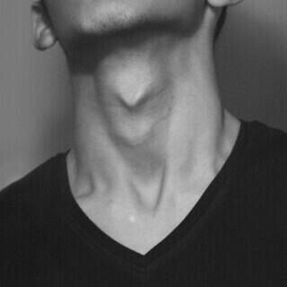 Adam Apple Neck Drawing, Guys With Adams Apple, Adam Apple Neck Aesthetic, Adam Apple Neck, Adams Apple Drawing, Adams Apple Aesthetic, Neck Drawing Reference, Men Jawline, Couple Matching Wallpaper Aesthetic