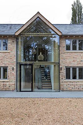 Schoolhouse Kitchen, Extension Exterior, Garage Extension, Cottage Extension, Modern Bungalow House Design, Exterior House Design, School Field, Hillside House, New House Design