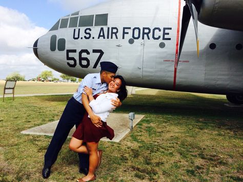 One of my favorite pictures from my boyfriend's Air Force BMT graduation at Lackland AFB, Texas Air Force Boyfriend, Air Force Bmt, Lackland Afb, Air Force Girlfriend, Future Lifestyle, Graduation Pictures, Senior Pics, Photoshoot Ideas, Senior Pictures