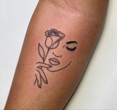 First Tattoo Ideas, Classy Tattoos For Women, Rose Hand Tattoo, The Best Tattoos, Chic Tattoo, Self Love Tattoo, Finger Tattoo Designs, Special Tattoos, Butterfly Tattoos For Women