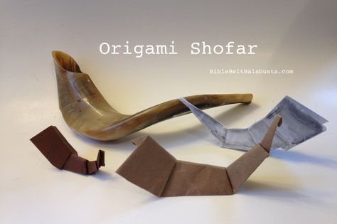 Kids can make an origami shofar to play with, to set on the table as a place-card or decoration, or to glue to the front of a Rosh Hashanah greeting card.  This pattern is taken directly from Flore... Rosh Hashanah Menu, Jeweled Rice, Rosh Hashana Recipes, Jewish High Holidays, Rosh Hashanah Table, Rosh Hashanah Greetings, Yom Teruah, Rosh Hashanah Cards, Rosh Hashanah Recipes