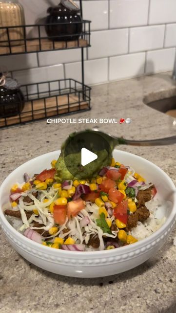 MICHELLE ❣️ on Instagram: "Chipotle Steak Bowl 🐮 

If your like me and are obsessed with chipotle and are tired of paying for overpriced bowls, this marinade makes it taste exactly like chipotle but BETTER and cheaper! You can use this exact recipe for chicken too 👏🏻

Instructions: 
Cut your steak in to small cube pieces. Blend together half a can of @lacostenamx chipotle peppers in adobe sauce, 4 cloves of garlic, cilantro, cumin, 2 tbsp of chicken bouillon, and water. Let the steak marinate in the chipotle sauce for 30 minutes for better flavor. Cook on high heat 10-15min till it dries up all the juices. I added a bit of sea salt while cooking it. Plate your chipotle bowl with all your sides and enjoyyyy 😋💕 
-
-
-
-
#chipotlebowl #chipotlebowlathome #chipotlesauce #chipotlesteak #st Diy Chipotle Bowl, Chipotle Steak Bowl, Chipotle Bowl Recipe, Diy Chipotle, Chipotle Steak, Steak Bowl, Chipotle Copycat Recipes, Chipotle Copycat, Adobe Sauce