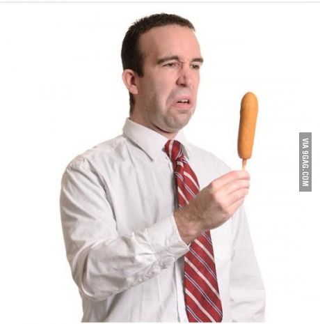 My best friend just texted this to me with no context. Stock Photos Funny, Funny Poses, Weird Images, Corn Dogs, Silly Images, Weird Pictures, Pose Reference Photo, Internet Funny, Drawing Reference Poses