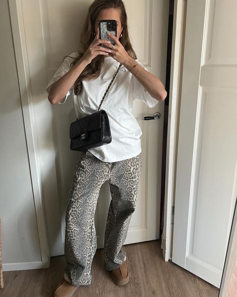 Zara Goedemans (@zaargoedemans) • Instagram photos and videos Leopard Pants, Cute Fit, Instagram Pics, Fashion 2024, Living Life, Fashion Aesthetic, Fall Winter Outfits, Put On, What To Wear