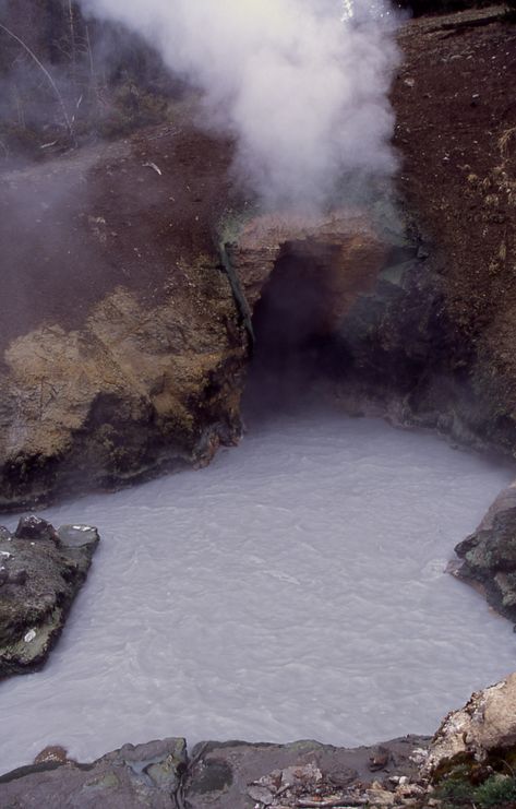 Yellowstone Park, Fantasy Places, Hot Spring, National Park Service, Yellowstone National, Yellowstone National Park, Hot Springs, Volcano, Wyoming