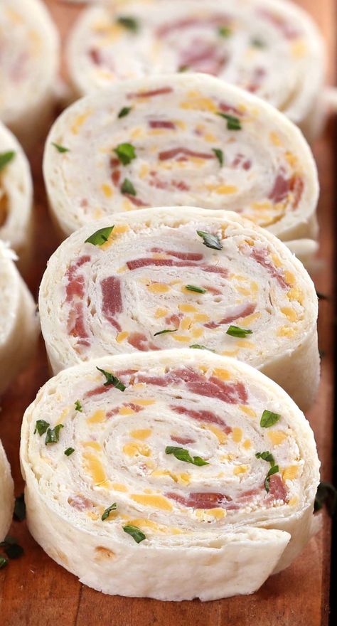 Crack Chicken Tortilla Roll Ups - Sugar Apron Super Bowl Finger Foods, Chicken Pinwheels, Chicken Roll Ups, Tortilla Rolls, Roll Ups Tortilla, Appetizers For A Crowd, Pinwheel Recipes, Chicken Rolls, Tortilla Recipe