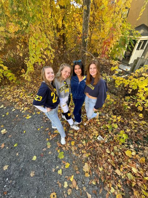 Michigan College Aesthetic, U Of Michigan, U Michigan Aesthetic, U Of M University Of Michigan, Michigan State Aesthetic, Michigan State University Aesthetic, University Of Michigan Game Day Outfit, Michigan University Aesthetic, University Of Michigan Aesthetic