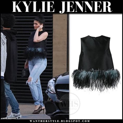 Kylie Jenner in black feather trimmed sleeveless top #kyliejenner #fashion #style #streetstyle #celebrity #outfit #chic #inspiration Feather Top Outfit Black Woman, Trendy Fitted Top With Feather Trim, Chic Fitted Feather Top, Black Feather Tops, Black Feather Crop Top, Kyle Jenner, Hermes Kelly 28, Trim Top, Kylie Jenner Outfits