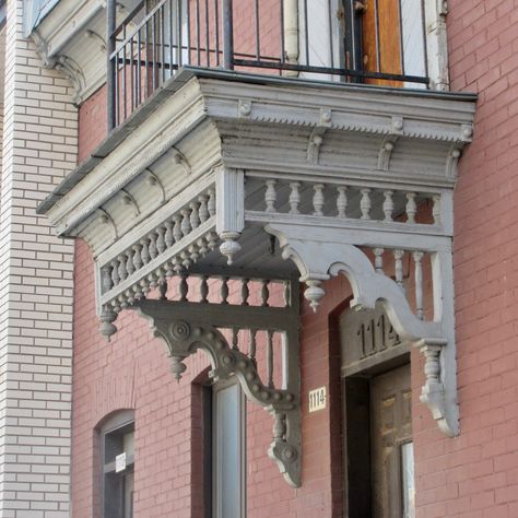 Victorian Moulding, Wood Corbels Diy, Victorian Entry, Timber Frame Porch, Door Overhang, Gingerbread Trim, Porch Canopy, Victorian Porch, Wooden Corbels