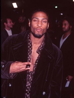 D Angelo Singer, Jackie Brown, D Angelo, Old School Music, The Addams Family, Vintage Black Glamour, Hip Hop And R&b, Black Hollywood, Neo Soul