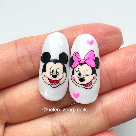 2 Nail Art Tutorials created by Helen Zeng. Each video is 4-5 minutes long with a new design. Easy to follow step by step.   Great for your daily nail art inspiration and practice. Cartoon Nail Designs, Cartoon Nails, Nails Fun, Nail Art Disney, Nails Salon, Daily Nail, Art Videos Tutorials, Mickey Party, Nail Art Videos