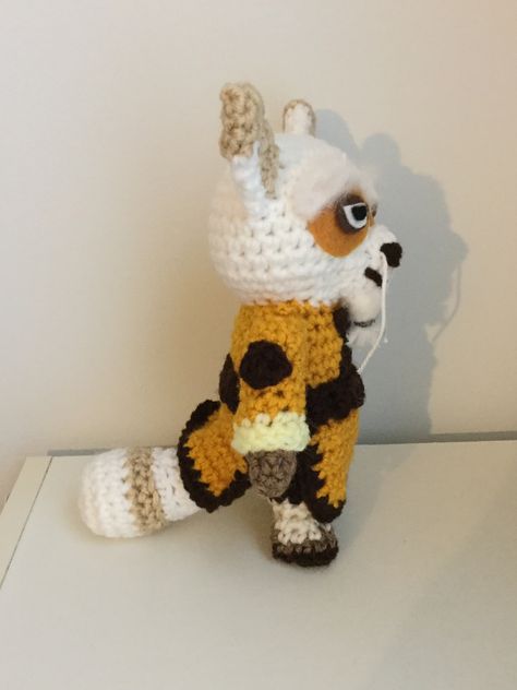 Ravelry: Amigurumi Master Shifu by Jenn Mulherin Kung Fu Panda Characters, Red Panda Pattern, Kung Fu Master, Master Shifu, Felt Glue, Panda Pattern, Kung Fu Panda, Yarn Projects, Red Panda