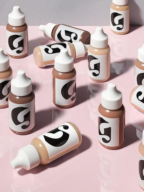 If Foundation and Face Oil Had a Baby, This Would Be It Glossier Skin Tint, Glossier Perfecting Skin Tint, Skin Care Routine For 20s, Skin Shine, Glossy Makeup, Basic Skin Care Routine, Skin Tint, Free Makeup, Tinted Moisturizer