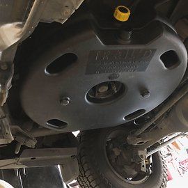 4Runner and Tacoma 6 Gallon "Spare" Tire Water/Fuel Tank Toyota Runner, Toyota Tacoma Mods, Truck Accesories, Tacoma Accessories, Accessoires 4x4, Tire Storage, Diy Camper Trailer, Overland Gear, Garage Car