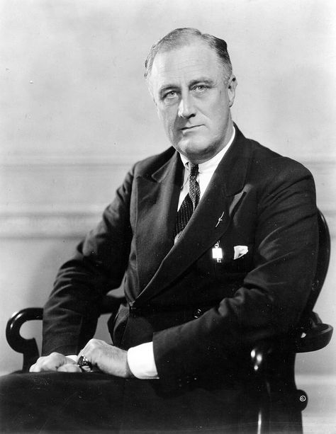 Portrait of President Franklin D Roosevelt, first official photograph, 1935. (Photo by PhotoQuest/Getty Images) Elizabeth Queen Of England, John Q, Presidents Wives, Franklin D. Roosevelt, Calvin Coolidge, Franklin Delano Roosevelt, Franklin Roosevelt, English Projects, Franklin D Roosevelt