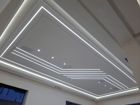 Ceiling Profile Light Design, Lobby Ceiling Design Modern, Profile Lights In Ceiling Design, Profile Light Ceiling Design, Lobby Ceiling Design, Luxury Ceiling Design, Bedroom Design Styles, Simple Ceiling Design, Down Ceiling Design