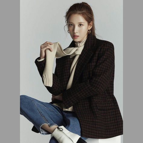 Women's Winter Outfit, Girls Generation Jessica, Online Store Design, Search Engine Marketing Sem, Shopify Website, Search Engine Marketing, Korean Celebrities, Casual Winter Outfits, Korean Idol