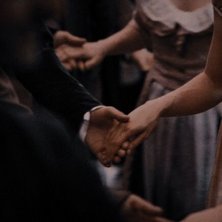 1800 Aesthetic, Mr Darcy And Elizabeth, 1800s Aesthetic, Bennet Sisters, Storm And Silence, Regency Aesthetic, Bridgerton Aesthetic, Daphne Bridgerton, Aesthetic Movie