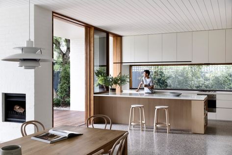 Brighton Houses, Melbourne Suburbs, Sustainable Home, The Design Files, Local Design, Open Kitchen, Architect Design, Room Table, 인테리어 디자인