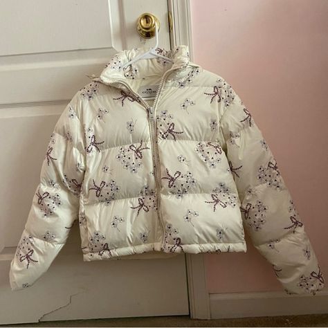 Plaid Puffer Jacket, Cute Puffer Jacket, Printed Puffer Jacket, Short Puffer Jacket, Coach Jackets, Floral Coat, Black Puffer Coat, Womens Quilted Jacket, Snow Angel