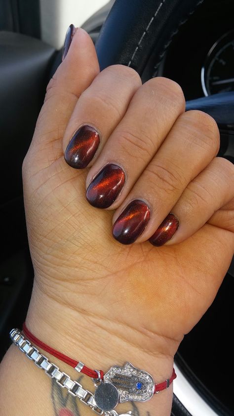 Red And Black Cat Eye Nails, Black Chrome Nails, Red Cat Eye, Cat Eye Nails Polish, Brown Nails Design, Eye Nail Art, Chrome Nails Designs, Fall Nail Art Designs, Eye Nails