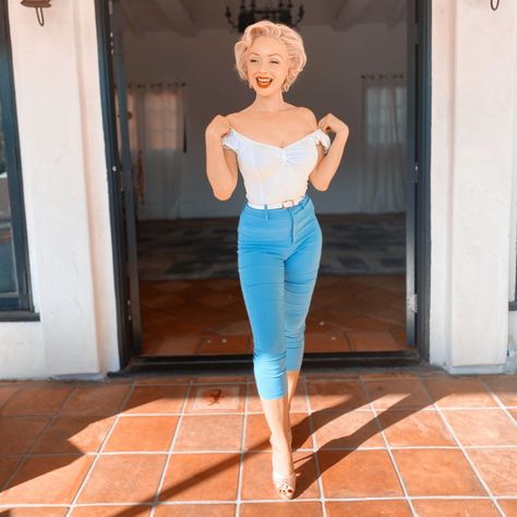 JASMINE CHISWELL (@jasminechiswell) • Instagram photos and videos Jasmine Chiswell, 50s Inspired Outfits, 1950 Outfits, 50s Inspired Fashion, 50s Outfit, 1960s Fashion Women, Capri Outfits, 50s Outfits, Estilo Pin Up