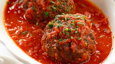 Raos Meatball Recipe for Spaghetti Meatballs and Sunday Sauce Rao Meatball Recipe, Raos Meatballs, Ultimate Beef Stew, Italian Gravy, Spaghetti Meatballs, Marinara Sauce Recipe, Ny Restaurants, Sunday Sauce, Best Meatballs