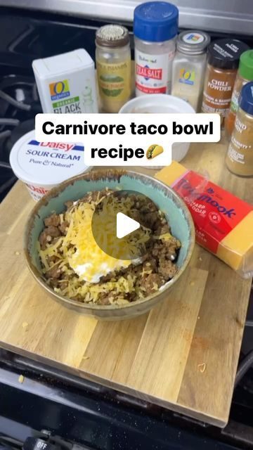 Jenny Mitich on Instagram: "*Shop this post on LTK, link in bio* Let’s make a carnivore taco bowl! First, brown a pound of 80/20 ground beef. Next, let’s make our own taco seasoning. I like to do this because then I can control the quality of the seasonings I’m adding. 1 tbsp cumin, 1 tbsp smoked paprika, 1/2 tbsp garlic powder, 1 tbsp onion powder, 1 tsp salt, 1 tsp pepper, 1 tbsp chili powder. Mix the seasonings together. After the beef is fully cooked, add the seasoning to taste. I probably added five or 6 teaspoons. Then add in a bit of water and mix thoroughly. The taco meat is finished, so put that into a bowl. Then, add your toppings! I follow a carnivore diet, so I added about 3 tablespoons of sour cream and some grated cheddar. If you are eating plants, you could add cilantro, oni Keto Ground Beef Bowl Recipes, Carnivore Taco Pie, Carnivore Taco Seasoning, Carnivore Diet Tacos, Ground Beef Recipes Carnivore Diet, Low Carb With Ground Beef, Carnivore Diet Hamburger Recipes, Carnivore Taco Bowl, Meal Prep Ideas With Ground Beef