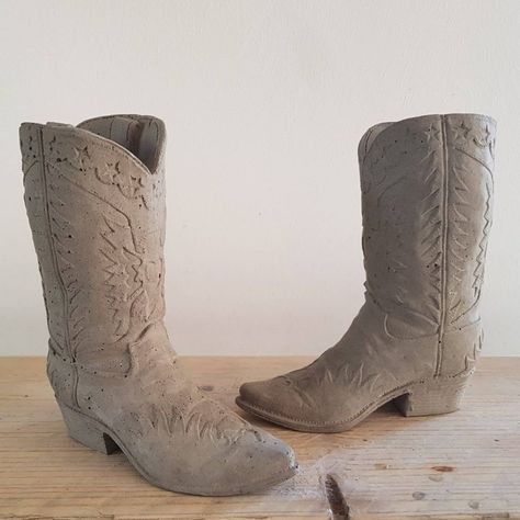 Ceramic Cowgirl Boot, Ceramic Shoes Sculpture, Cowboy Boot Ceramic, Western Clay Ideas, Cowboy Ceramics, Ceramic Cowboy Boot, Western Ceramics, Western Pottery, Ceramic Shoe